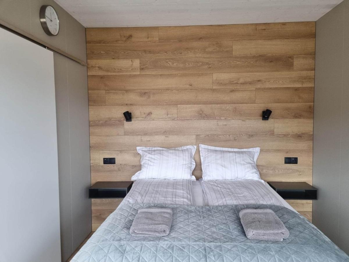 New And Well Furnished Studio Apartment For Two 30 Km From Kirkjubaejarklaustur Perfect Place To Stay At Right Between Black Beach And Joekulsarlon Kültér fotó